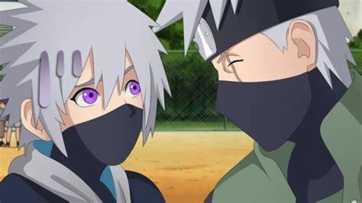 Who is the kid in Naruto that looks like Kakashi?
